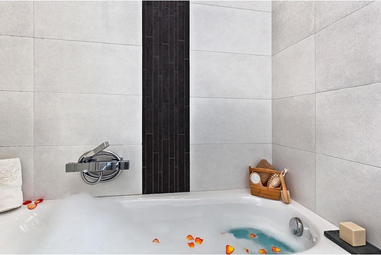 Sunlight Properties - Amourviolette - Central Apartment W Rare Terrace Ница Екстериор снимка
